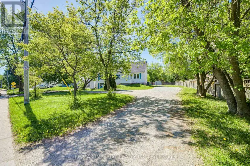 Detached at 49 SUNSET BEACH ROAD, Richmond Hill