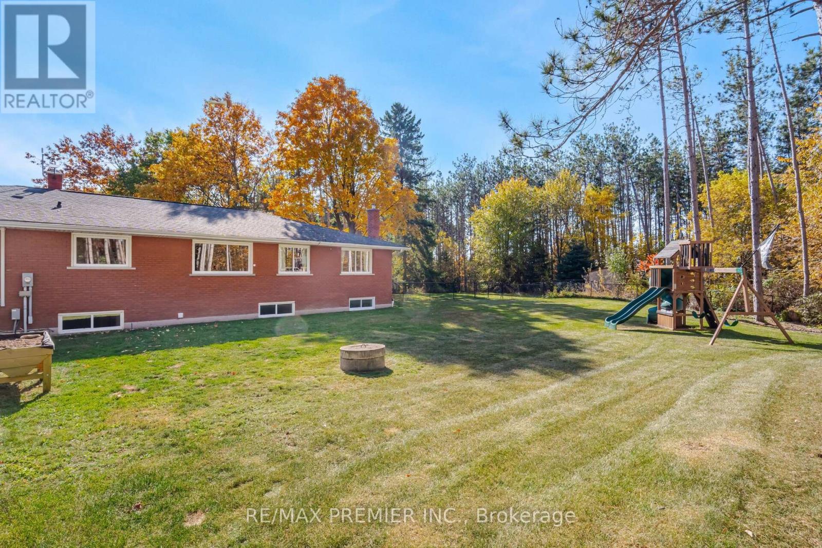 Detached at 4904 10TH SIDE ROAD, Essa