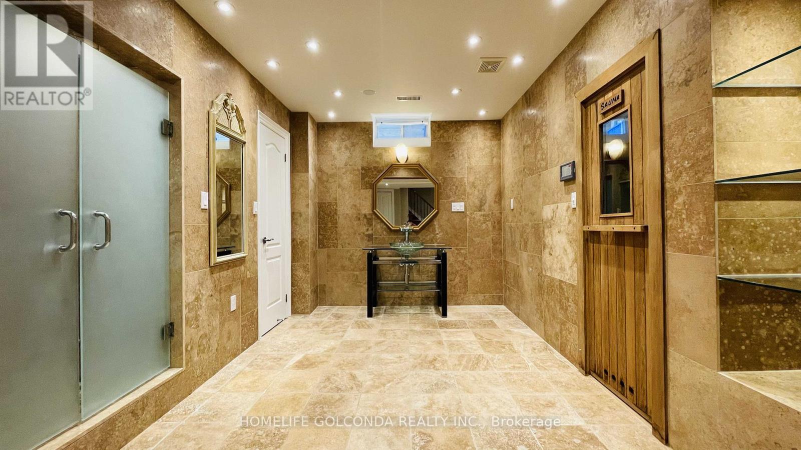 Detached at LOWER - 110A BOND CRESCENT, Richmond Hill