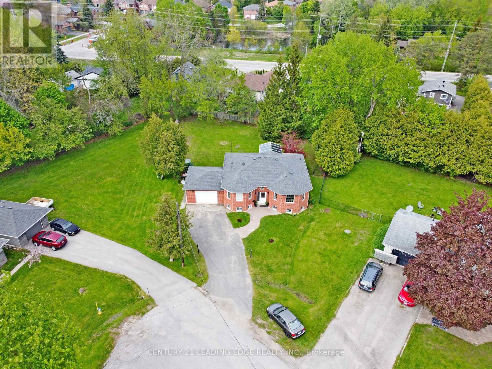 Detached at 4 BAY COURT, Georgina (Historic Lakeshore Communities)