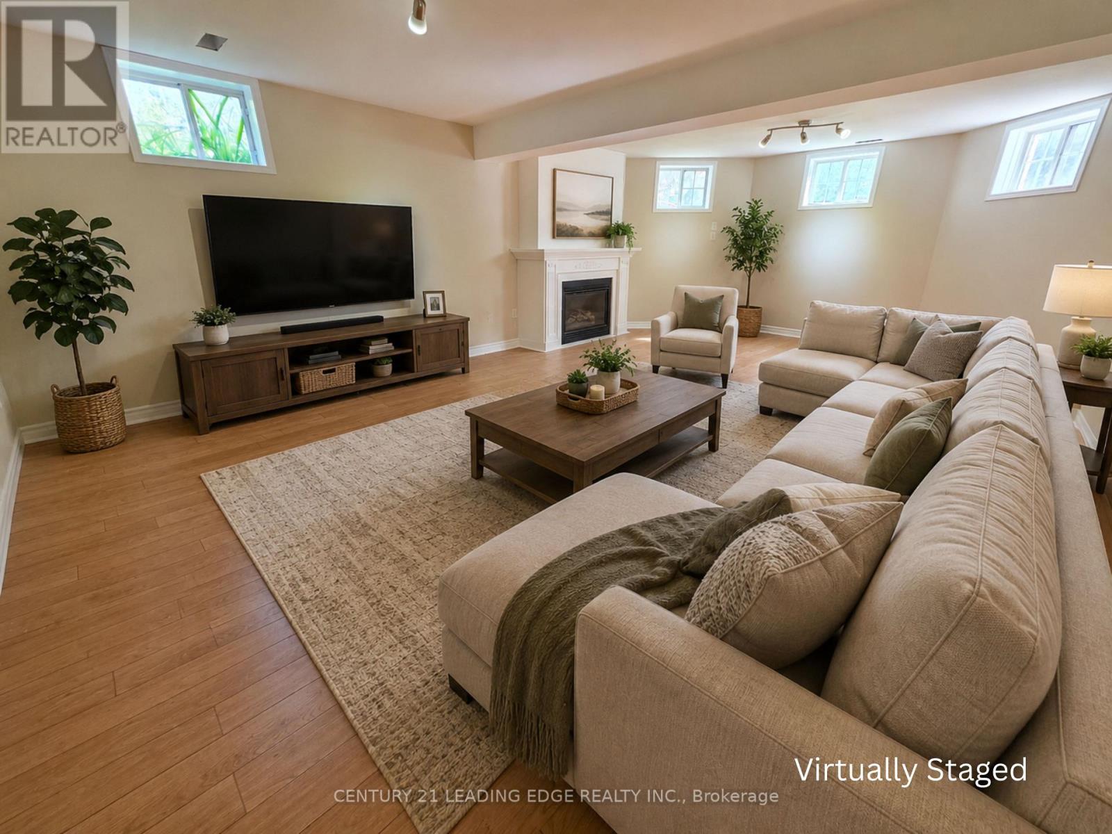 Detached at 4 BAY COURT, Georgina