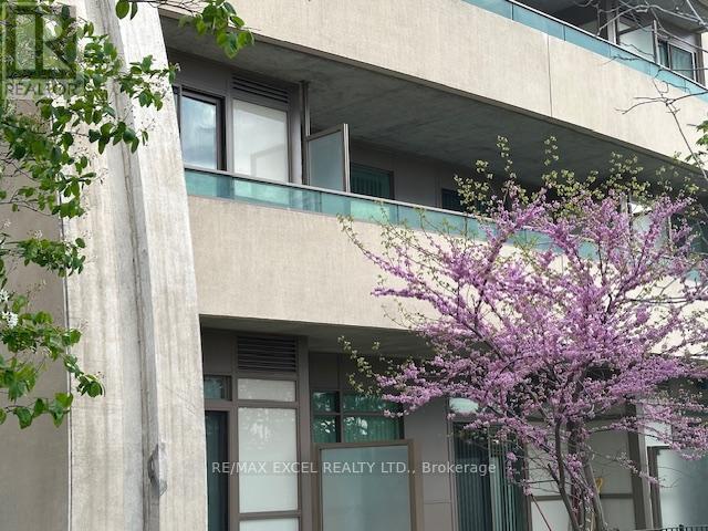 Apartment at 220 - 75 NORMAN BETHUNE AVENUE, Richmond Hill