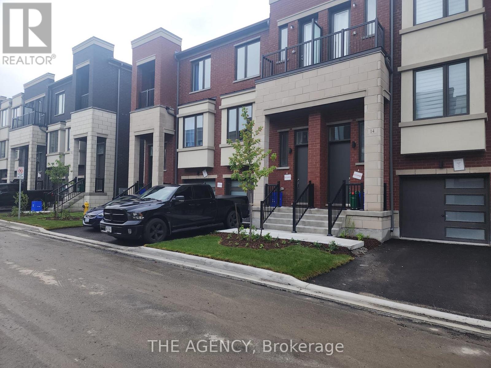 Townhouse at 18 ORIGIN WAY, Vaughan (Patterson)