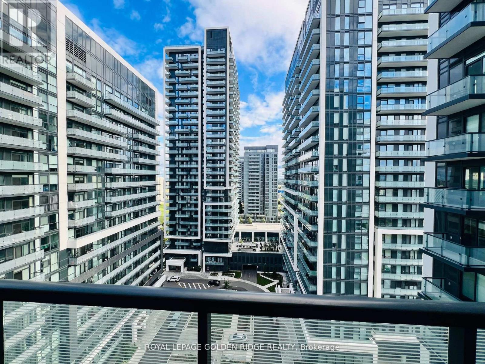 Apartment at 1410 - 85 ONEIDA CRESCENT, Richmond Hill