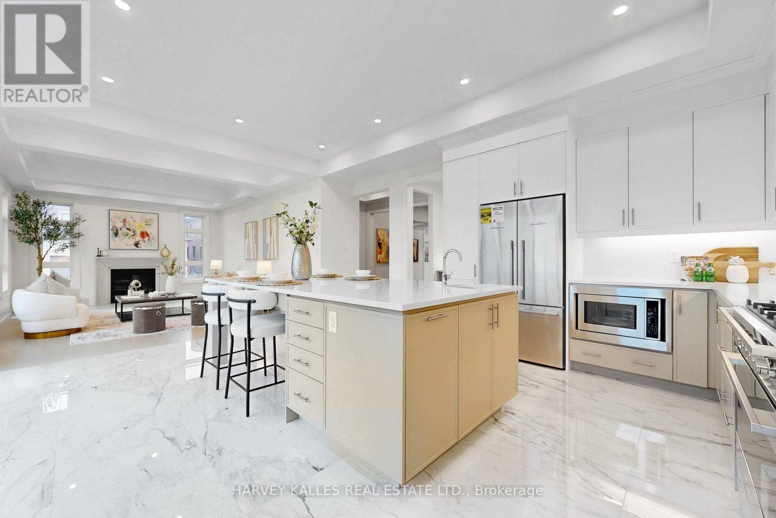 Detached at 107 WINTHROP CRESCENT, Vaughan