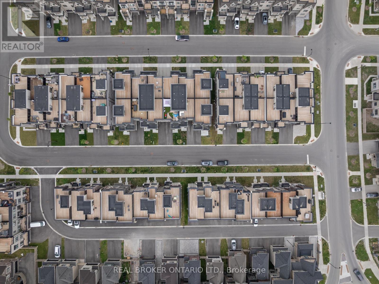 Townhouse at 92 WILLIAM SHEARN CRESCENT, Markham