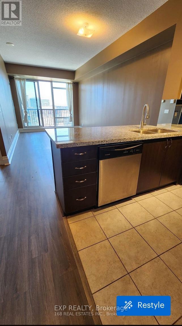 Apartment at 1008 - 151 UPPER DUKE CRESCENT, Markham