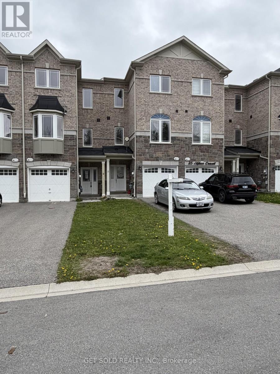 Townhouse at 37 MILSON CRESCENT, Essa