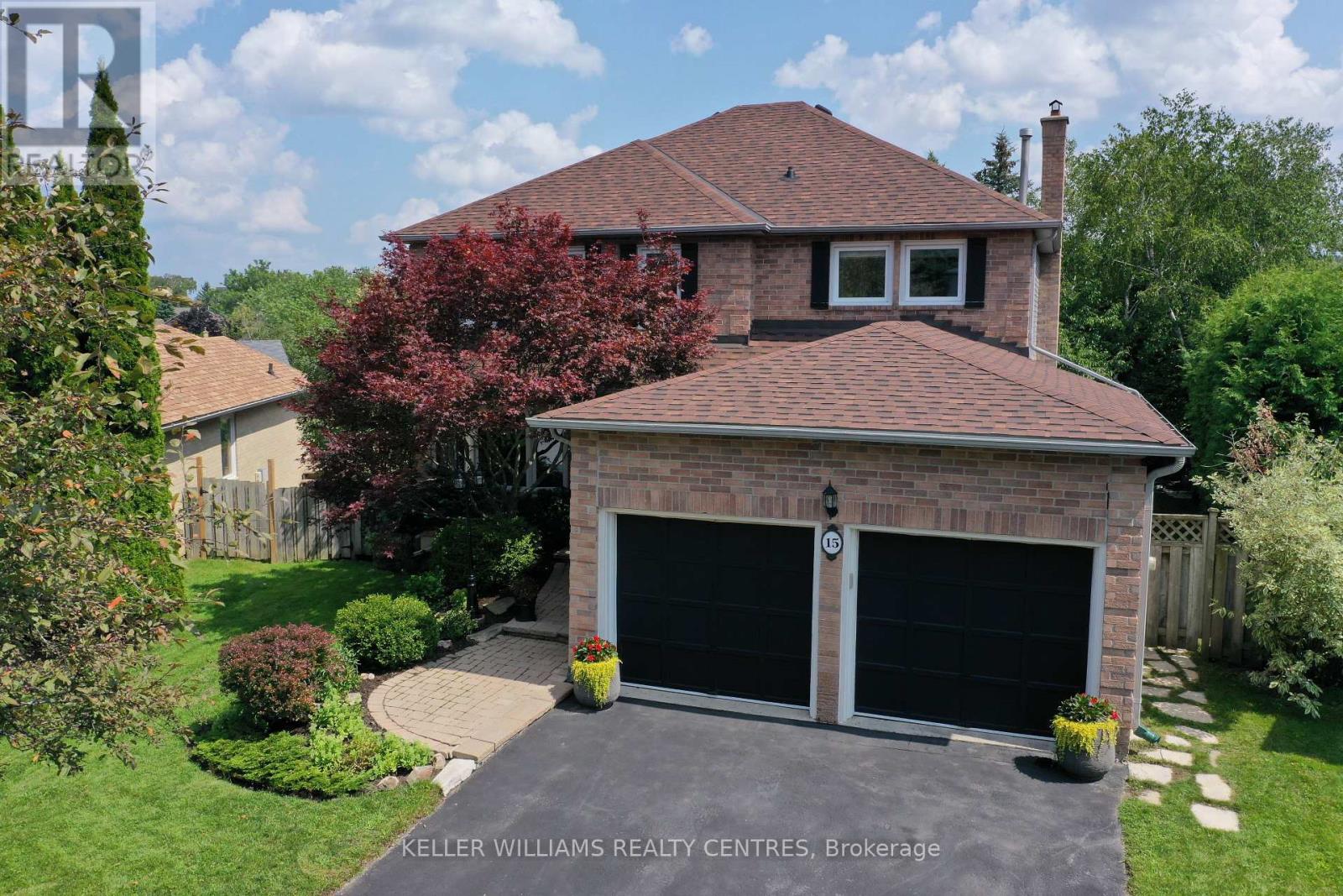 Detached at 15 BEATTY CRESCENT, Aurora