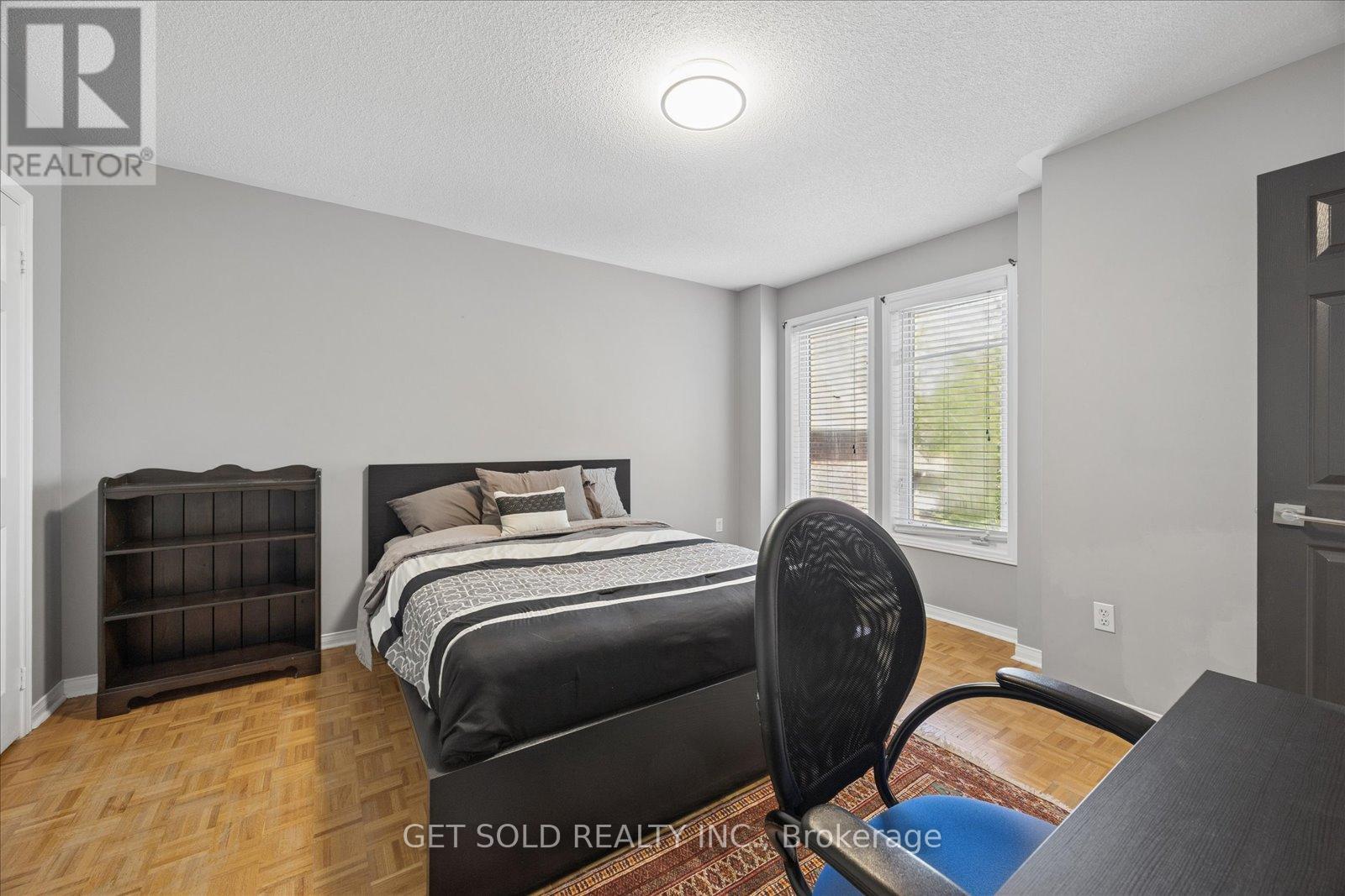Detached at 64 SPENCE DRIVE, Aurora