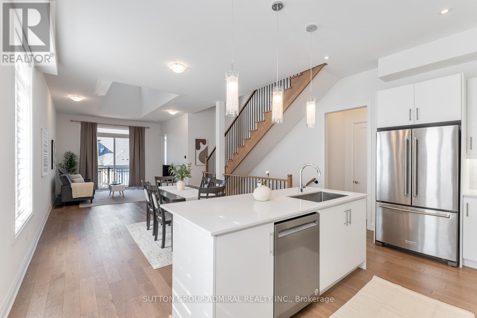 Townhouse at 2 LOIS TORRANCE TRAIL, Uxbridge