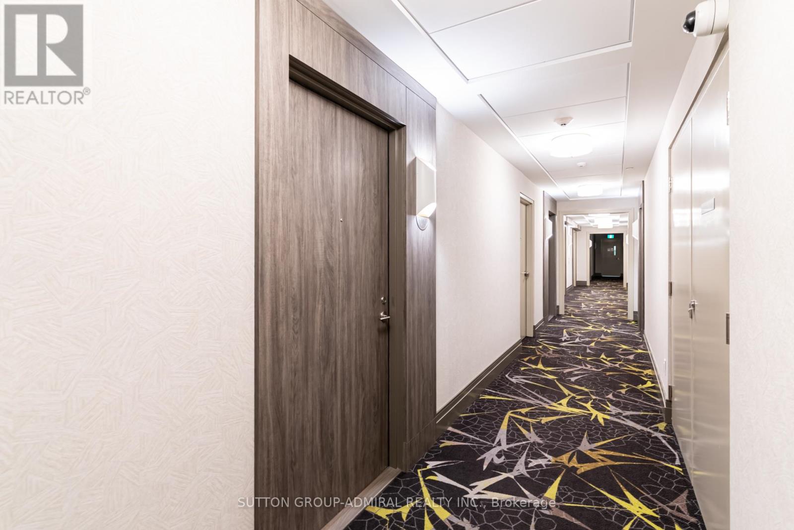 Apartment at 1010 - 20 GATINEAU DRIVE, Vaughan