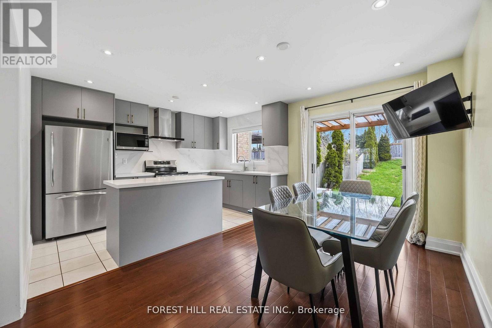 Townhouse at 110 FOXFIELD CRESCENT, Vaughan