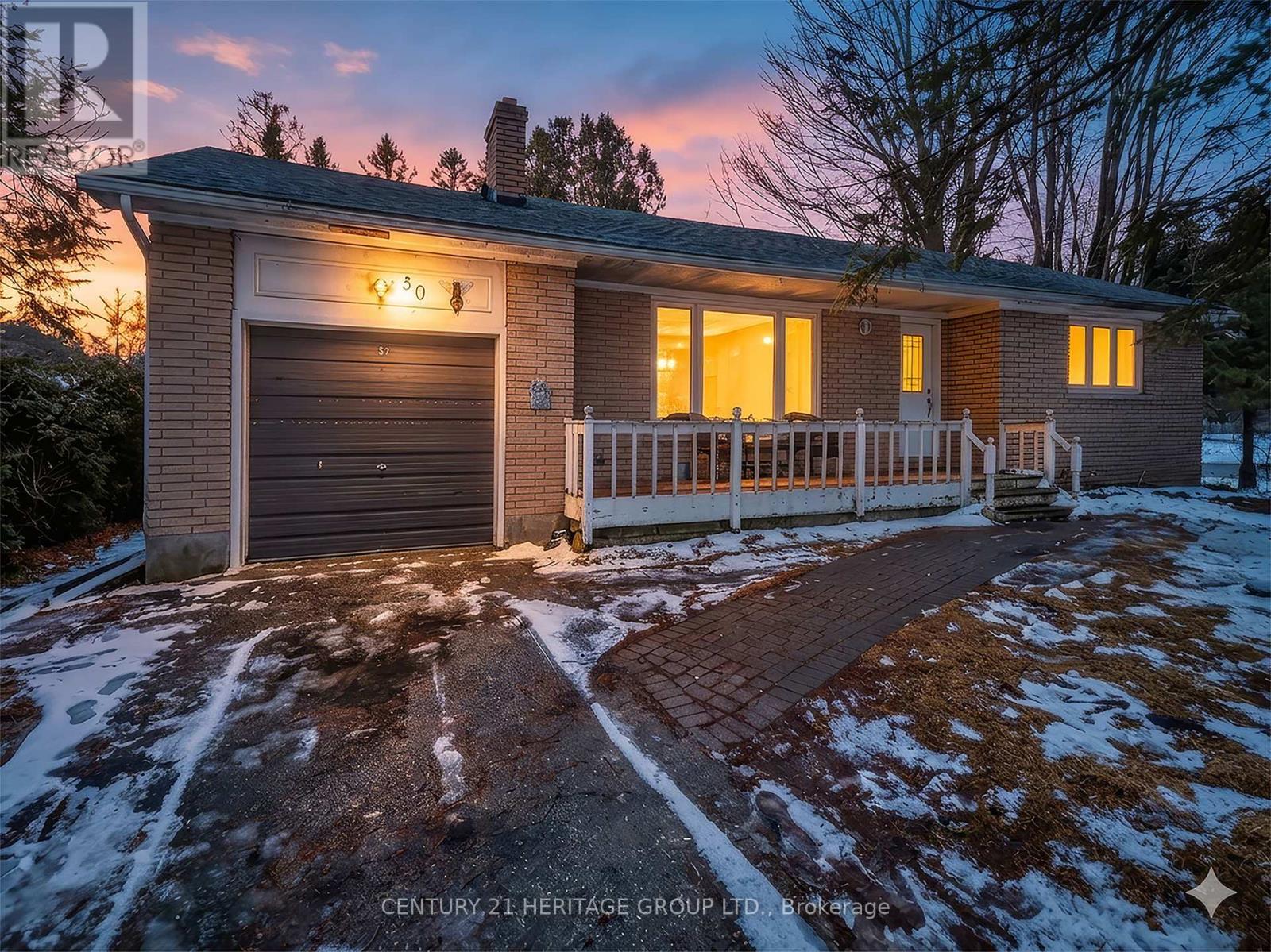 Detached at 50 MAIN STREET, Georgina (Pefferlaw)