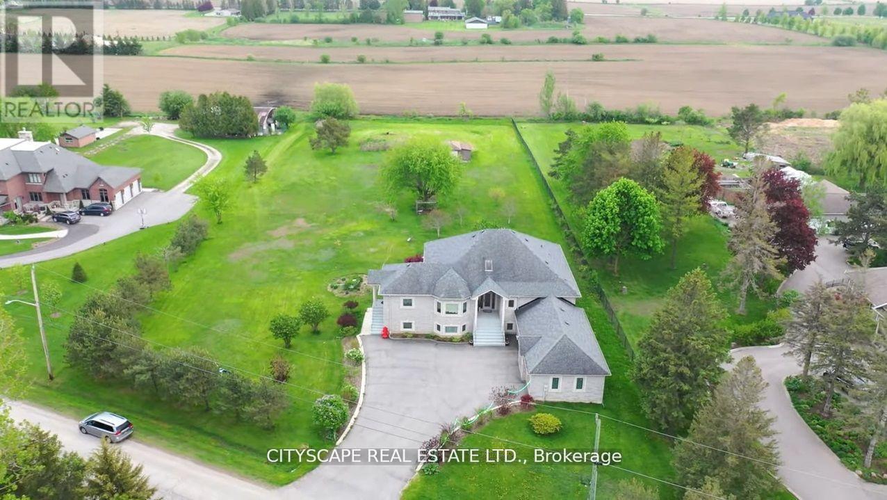 Detached at MAIN - 41 DIANA DRIVE, King