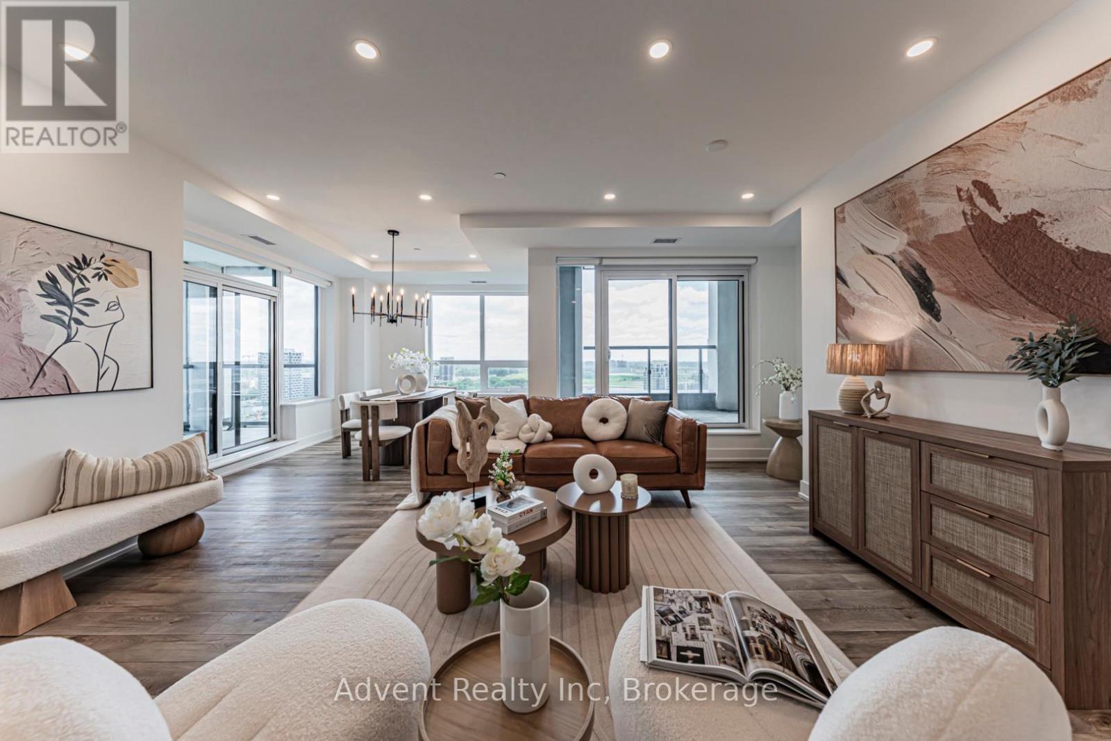 Apartment at LPH05 - 8 CEDARLAND DRIVE, Markham (Unionville)