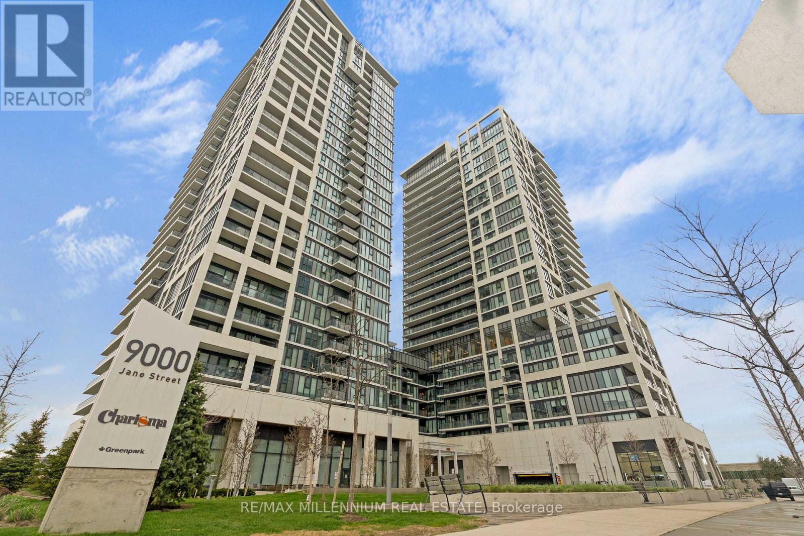 Apartment at 209 - 9000 JANE STREET, Vaughan (Vellore Village)