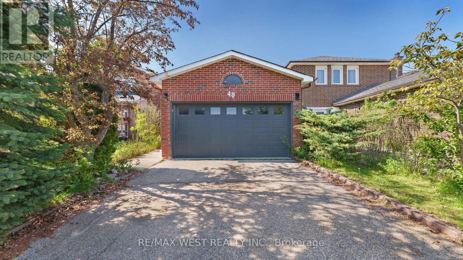 Detached at 48 GRAY CRESCENT, Richmond Hill (North Richvale)
