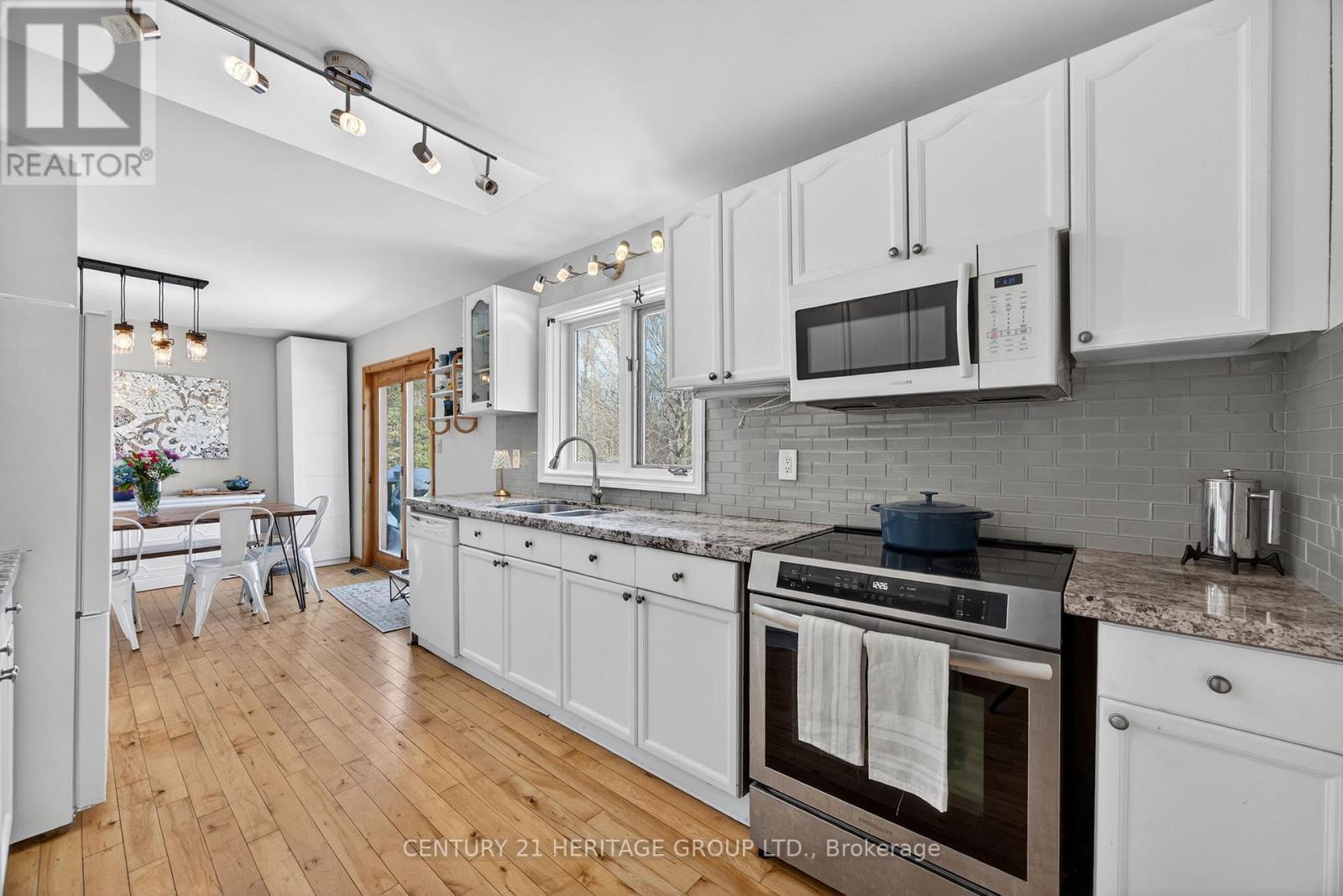 Detached at 6675 SCOTCH LINE, Essa