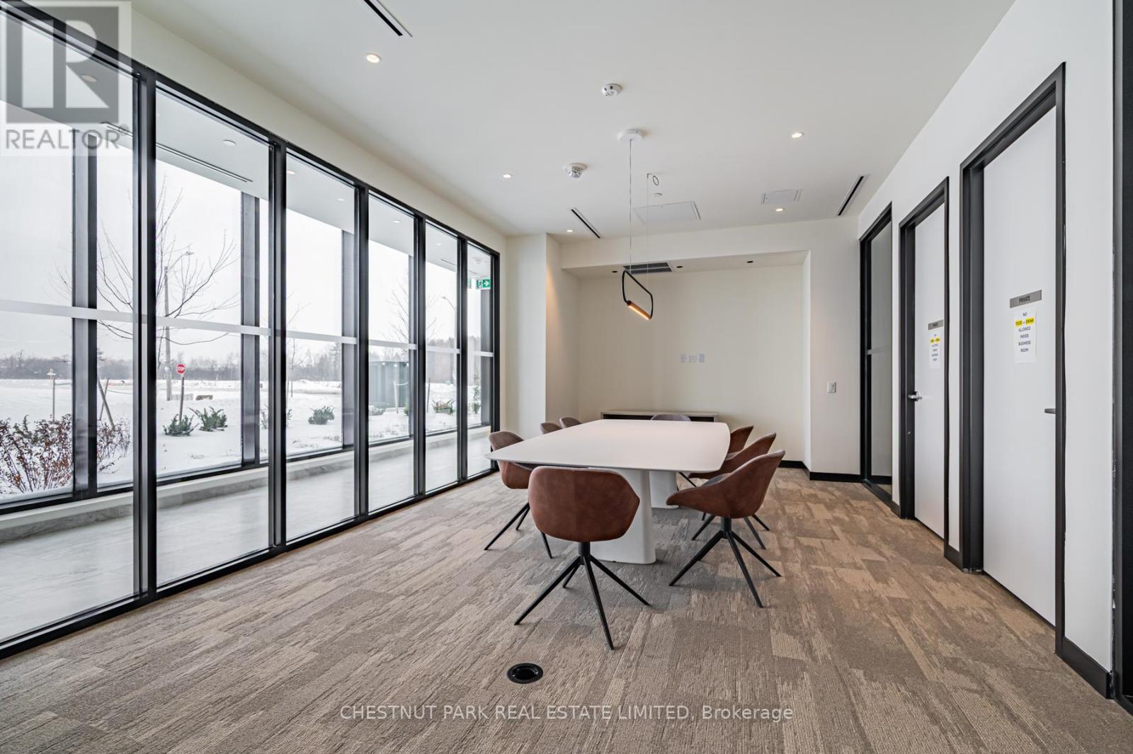 Apartment at 1222 - 2 DAVID EYER ROAD, Richmond Hill
