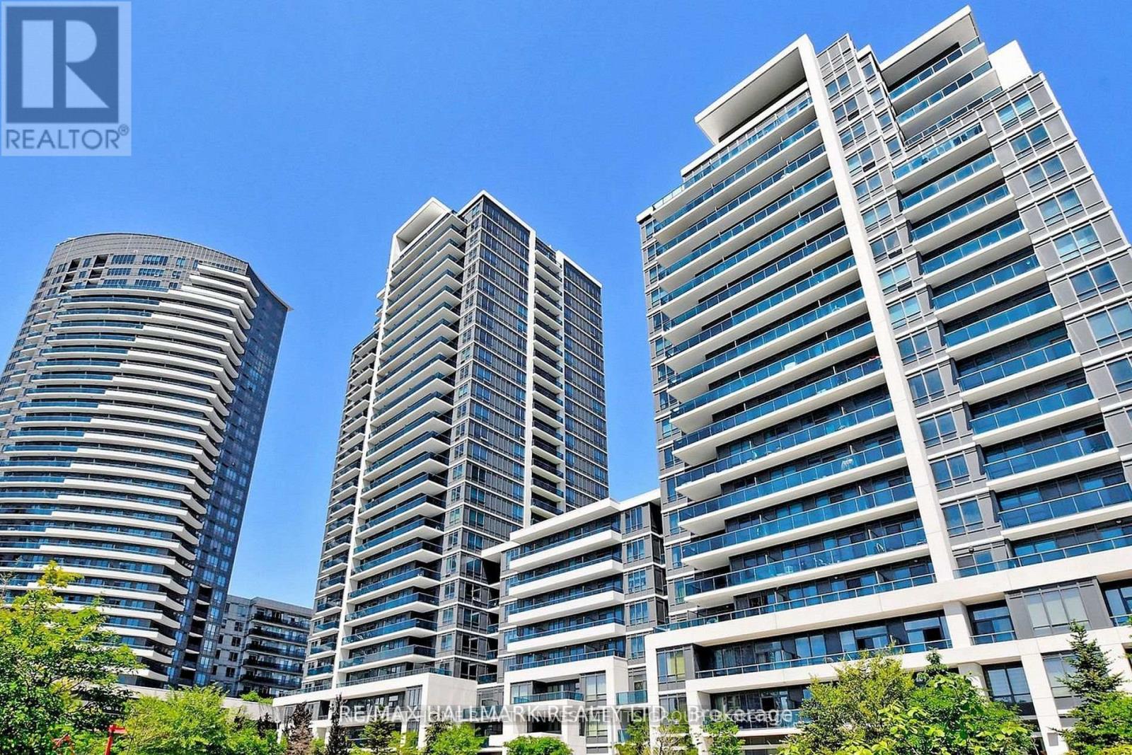 Apartment at 833 - 7165 YONGE STREET, Markham