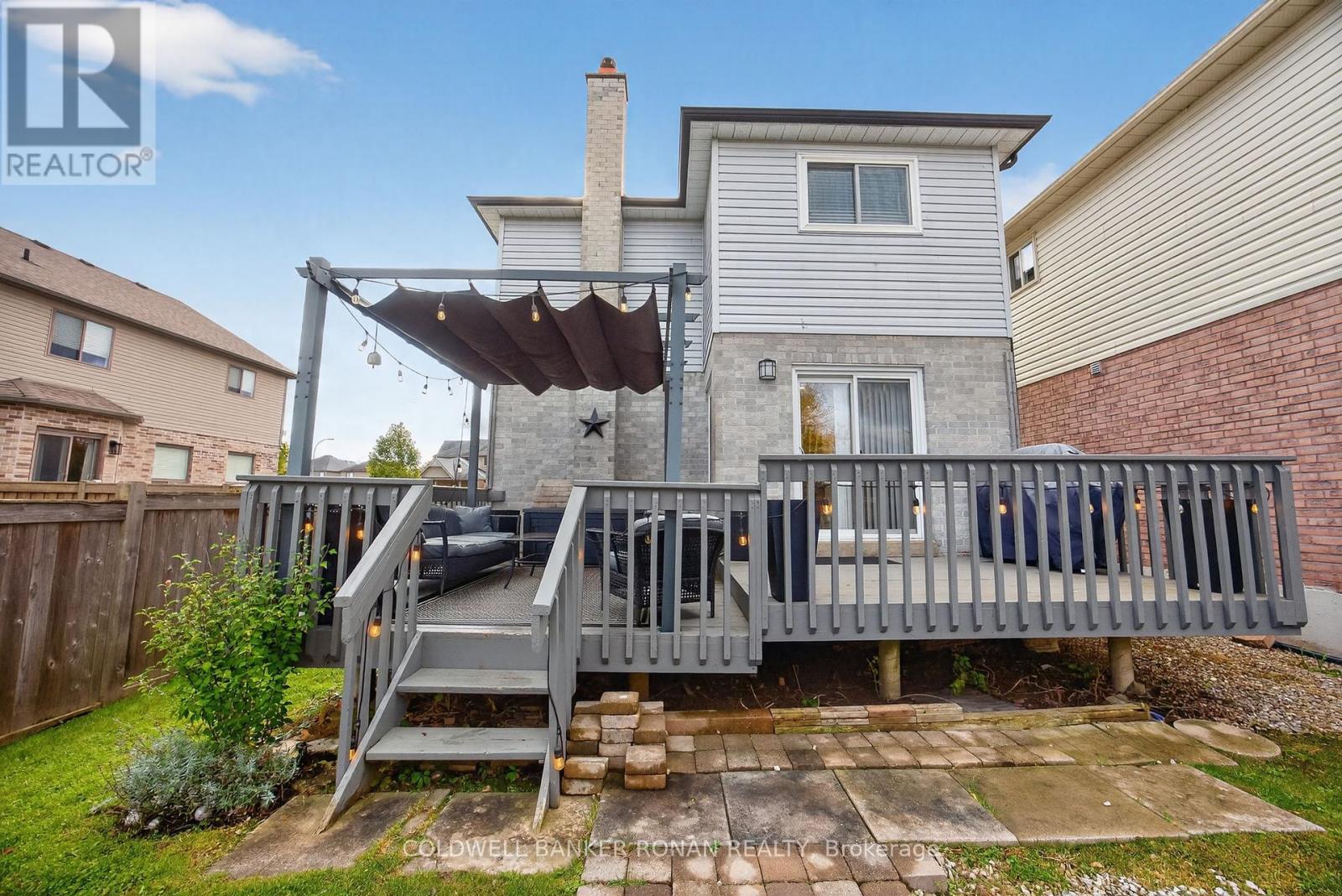 Detached at 82 OAK STREET, New Tecumseth