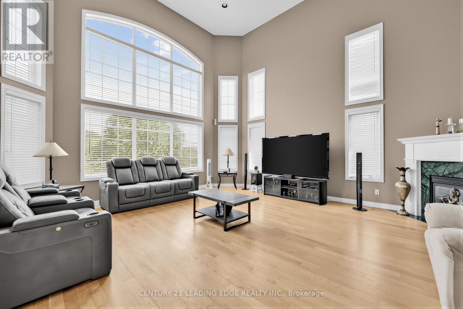 Detached at 15 UPPER RIDGE COURT, Markham