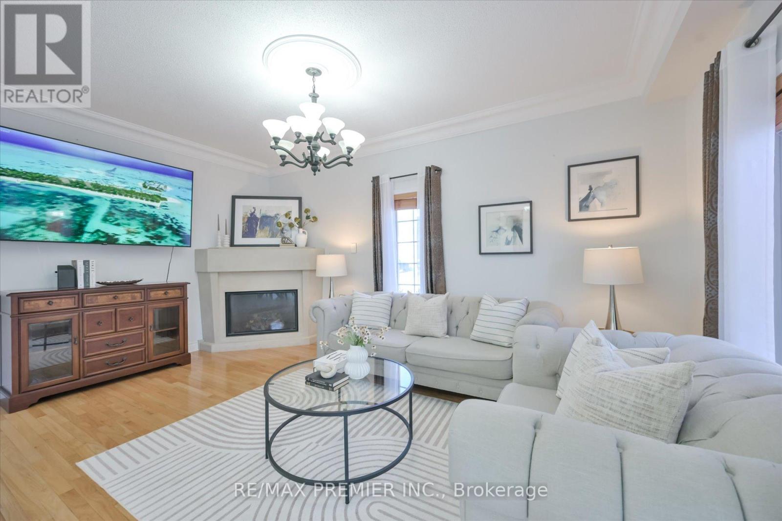 Detached at 7 STONEMOUNT CRESCENT, Essa (Angus)