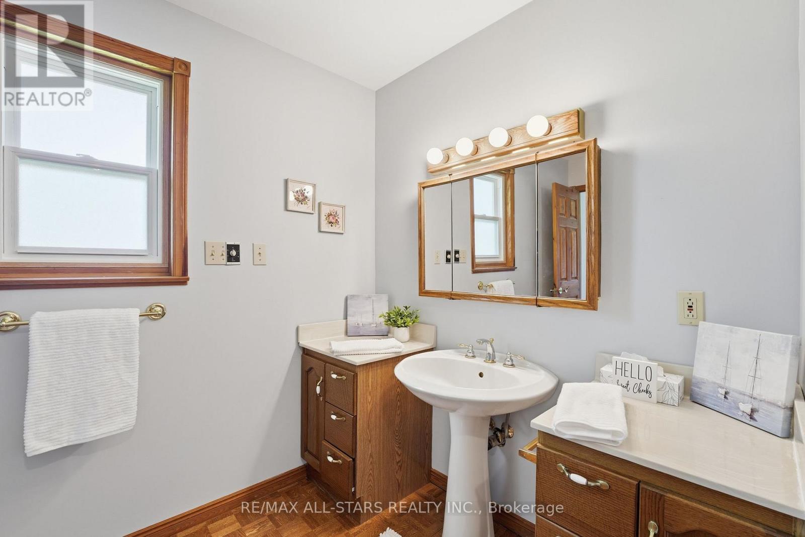Detached at 142 COUNTRY MILE LANE, Georgina