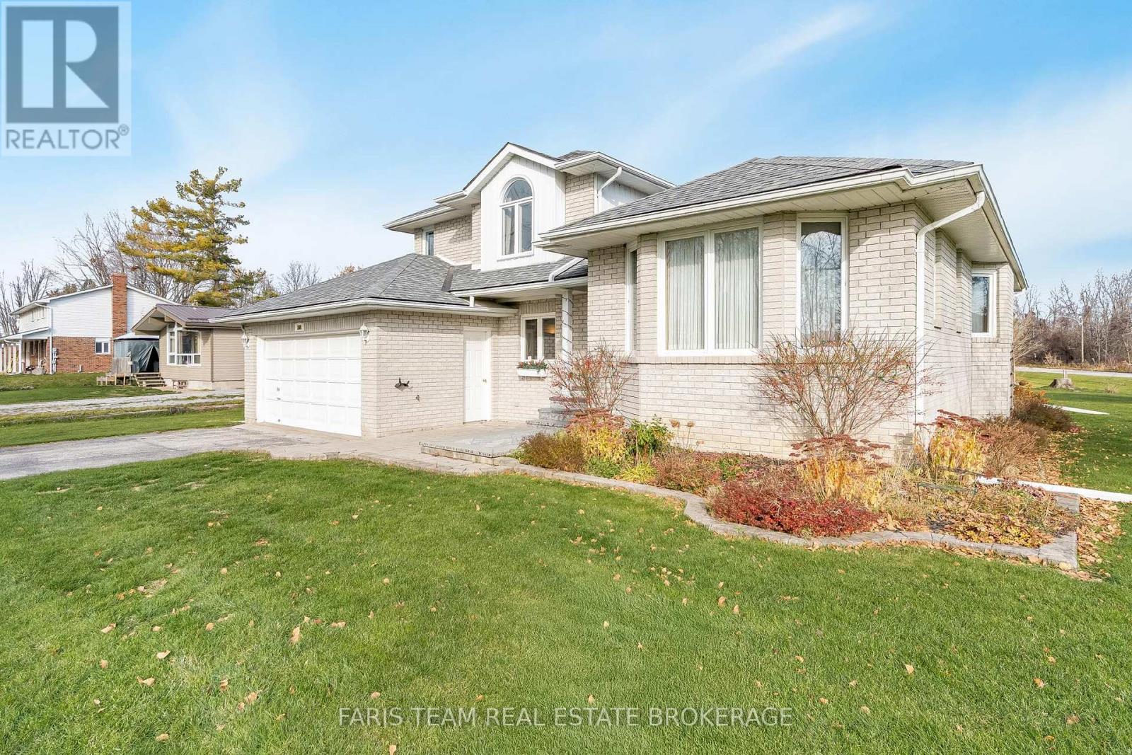 Detached at 108 SIXTH STREET, Brock