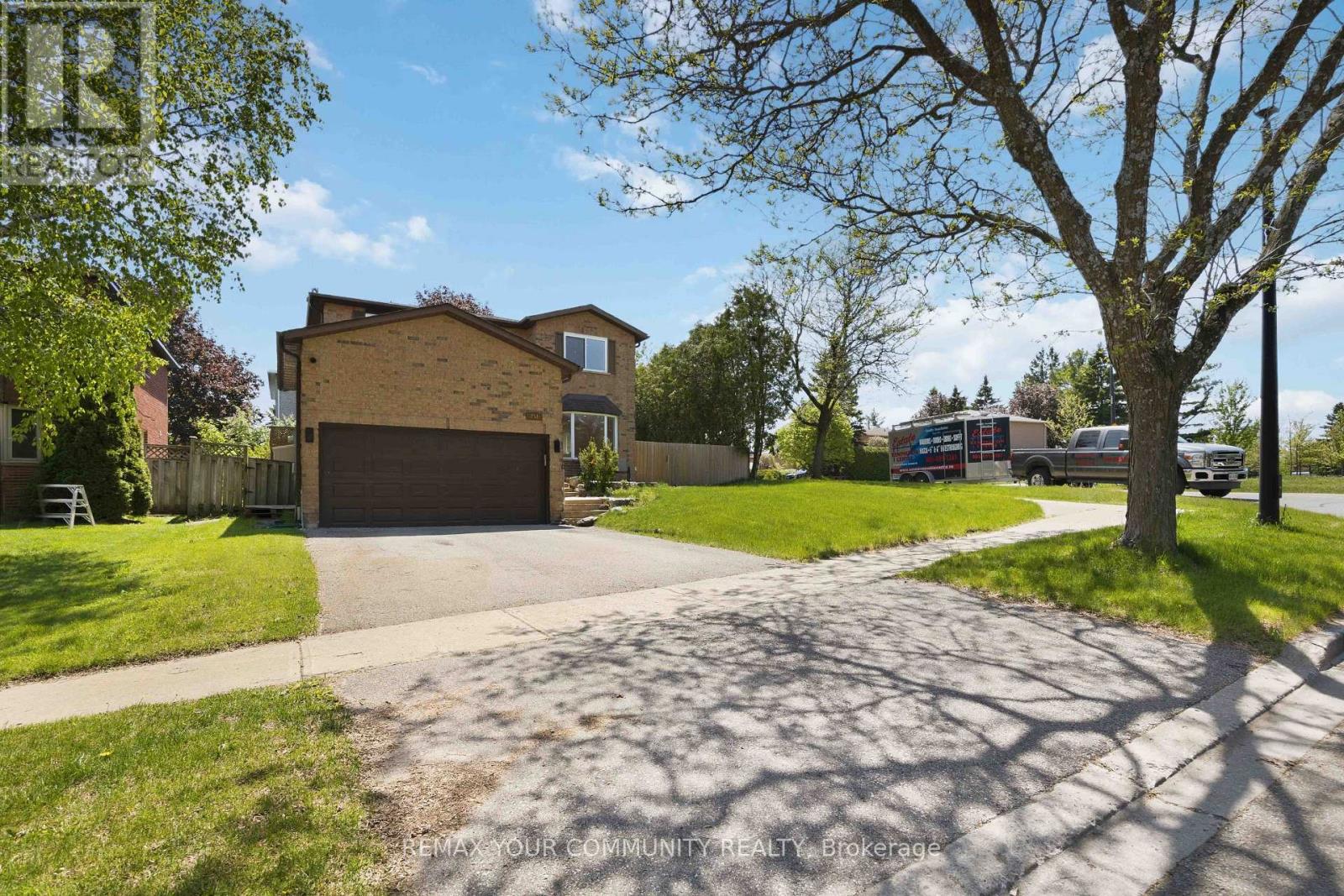 Detached at 251 OSMOND CRESCENT, Newmarket