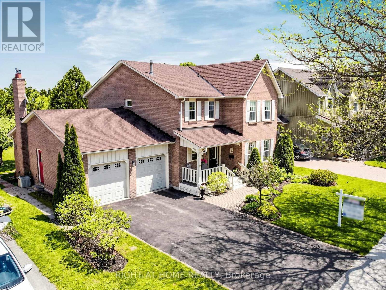 Detached at 75 QUAKER VILLAGE DRIVE, Uxbridge