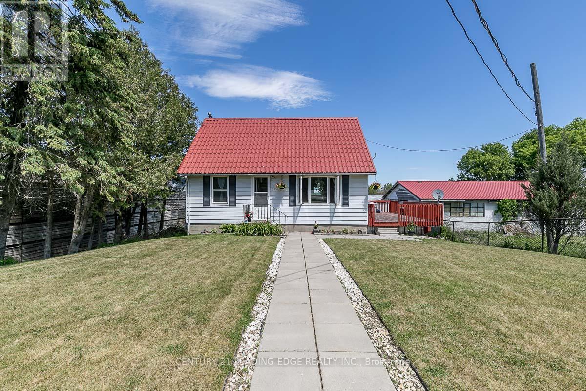 Detached at 3930 HIGHWAY 9 ROAD, King