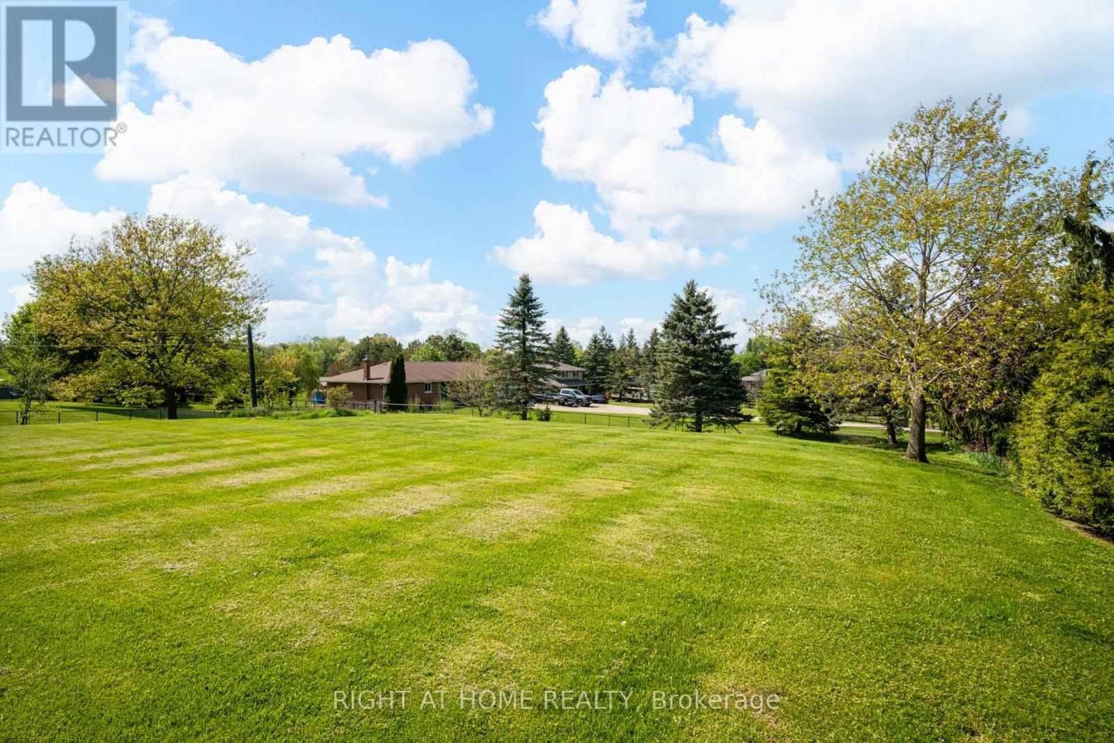 Detached at 24 JOSEPH STREET, Adjala-Tosorontio