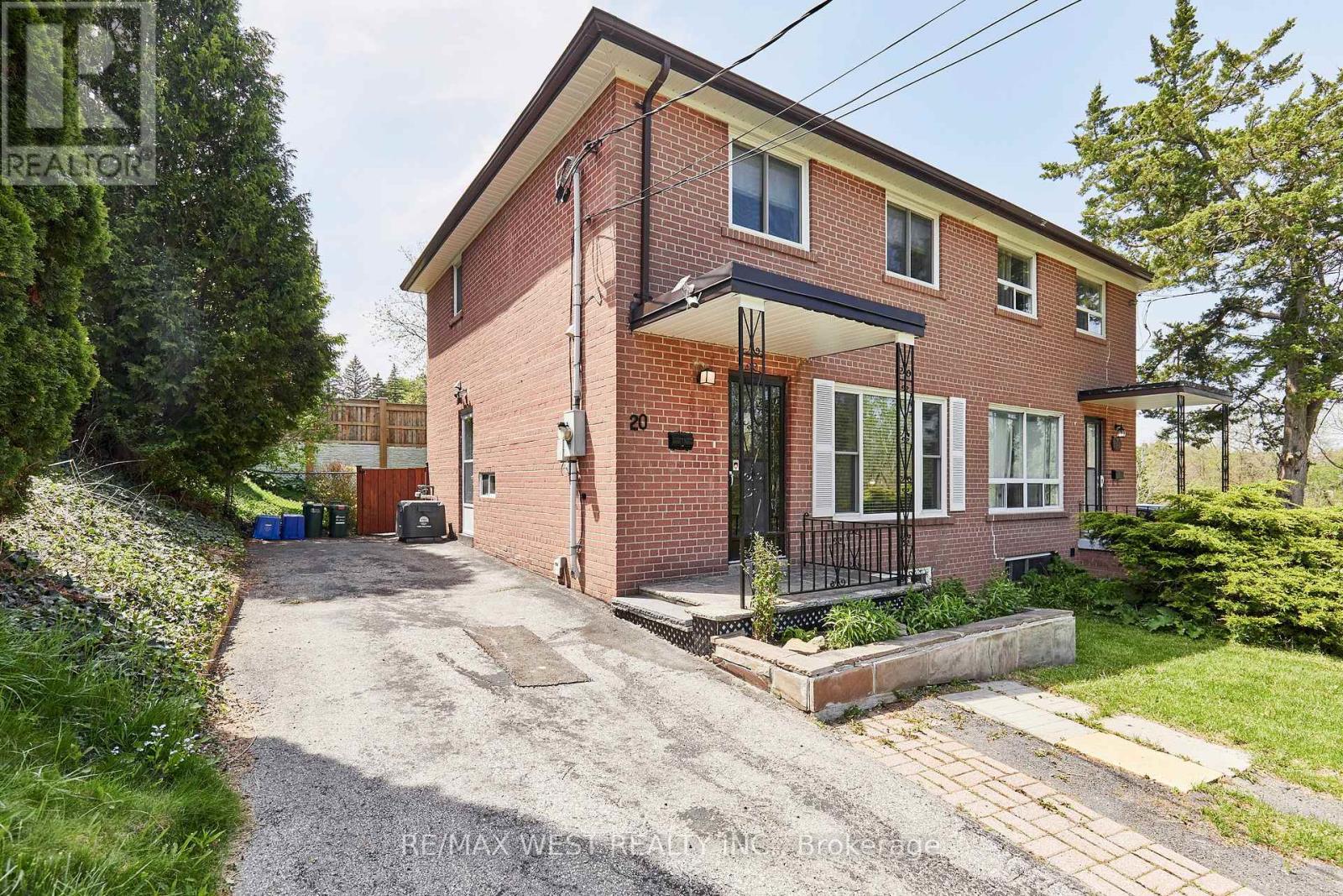 Semi-Detached/Link at 20 MILL STREET, Markham (Vinegar Hill)