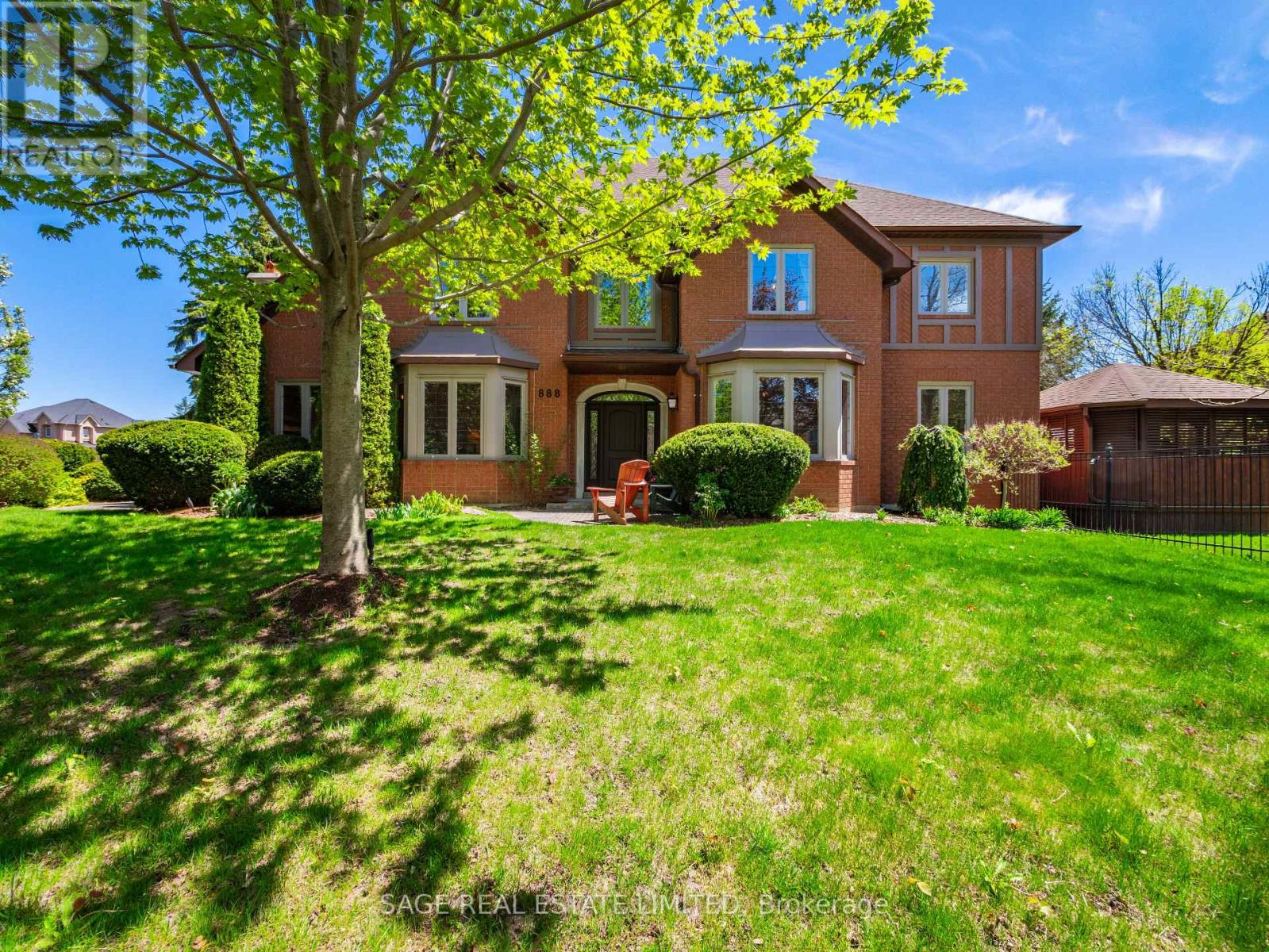 Detached at 888 CRESTA RIDER PLACE, Newmarket