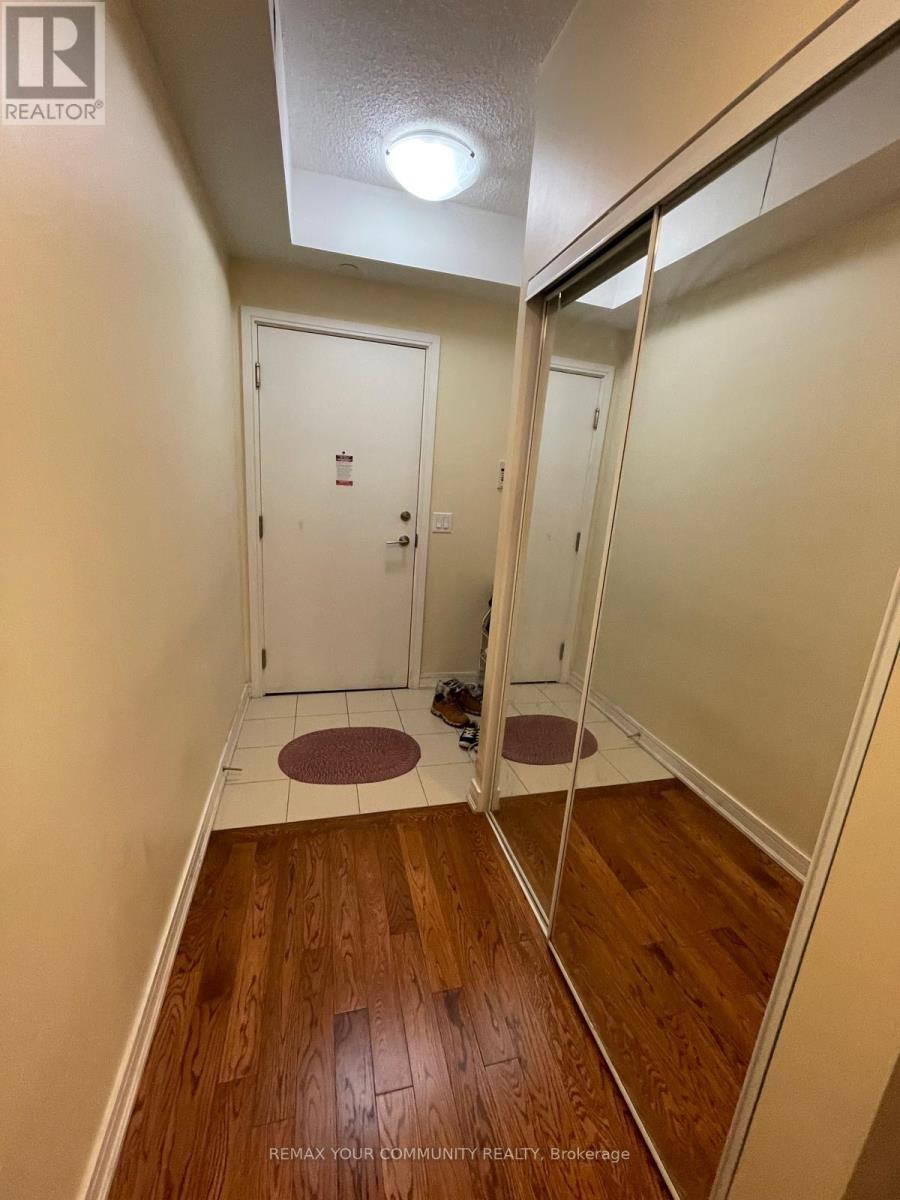 Apartment at 518 SW - 9191 YONGE STREET, Richmond Hill (Langstaff)