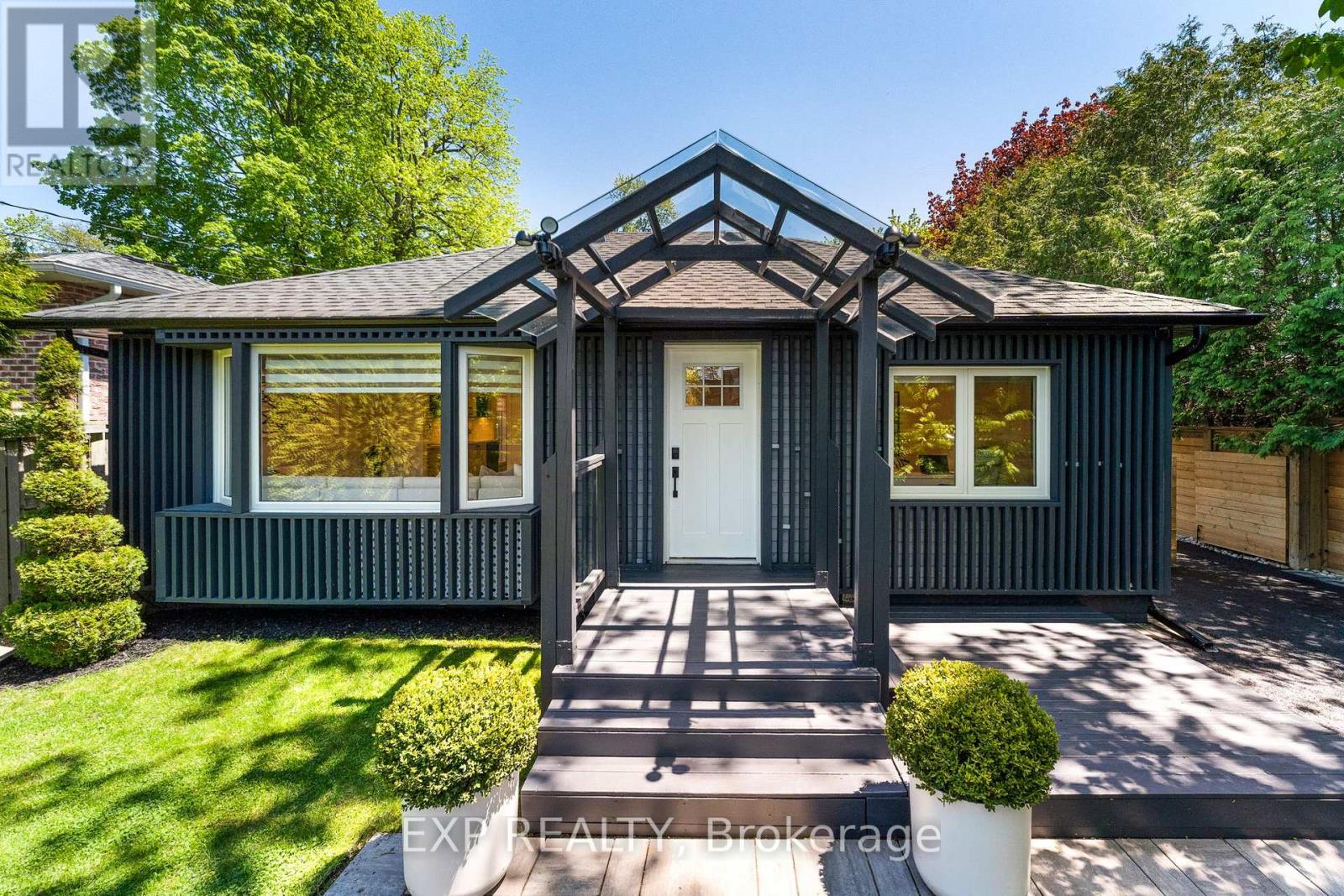 Detached at 32 FARLEY CIRCLE, Georgina