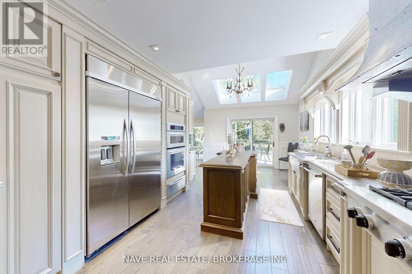 Detached at 63 ELDERBERRY TRAIL, Aurora