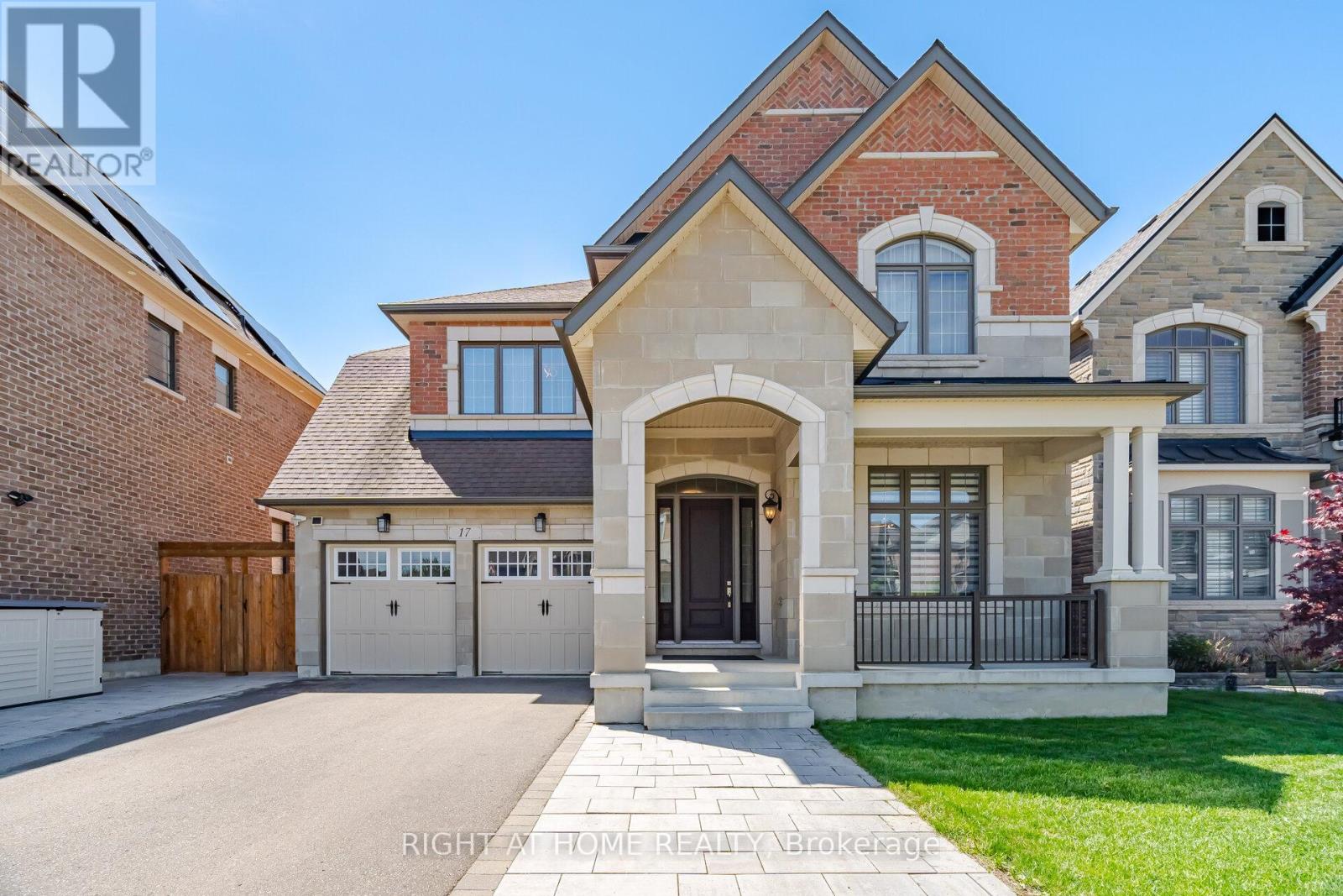 Detached at 17 LACROSSE TRAIL, Vaughan