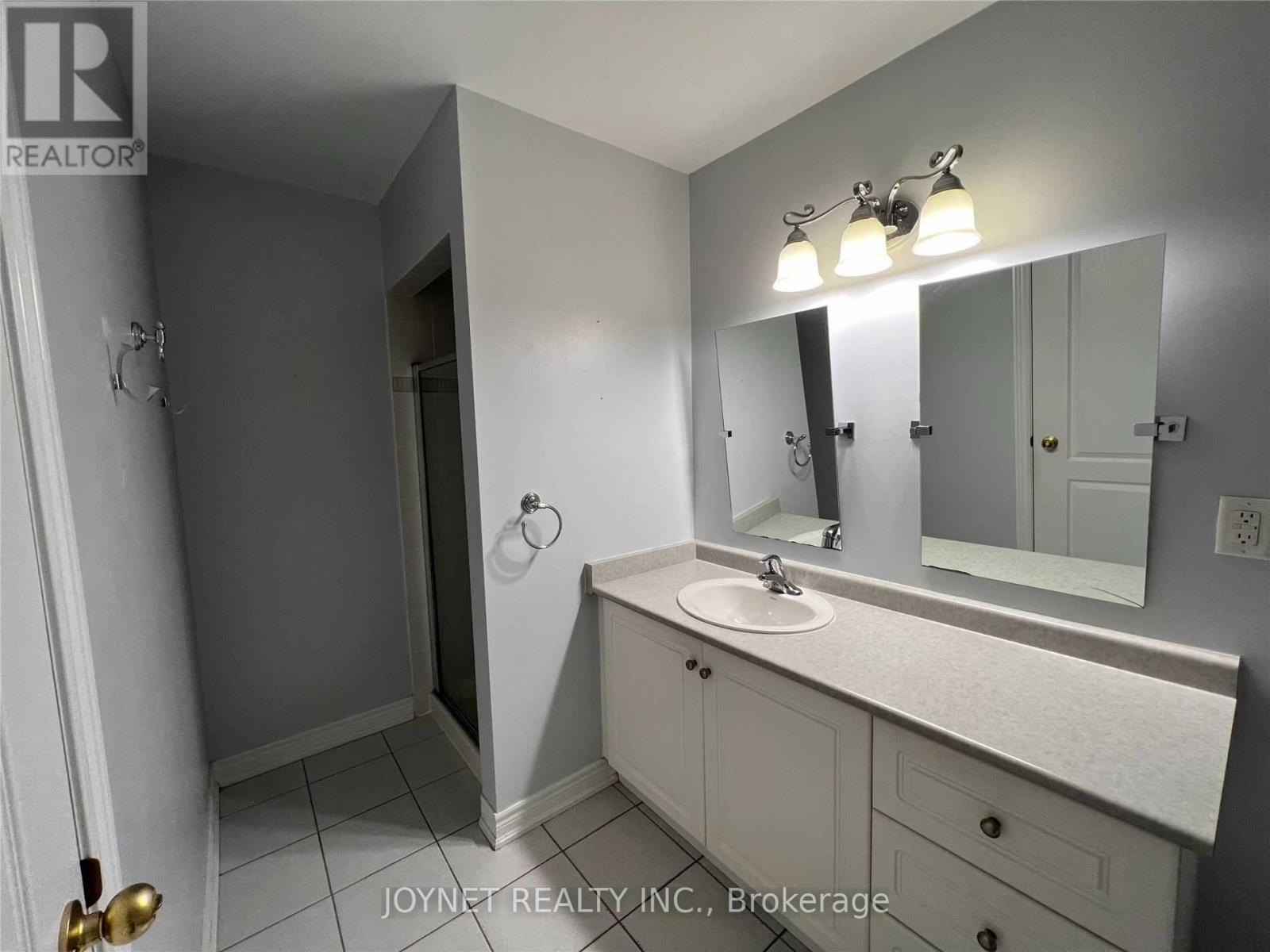 Semi-Detached/Link at 269 LAUDERDALE DRIVE, Vaughan