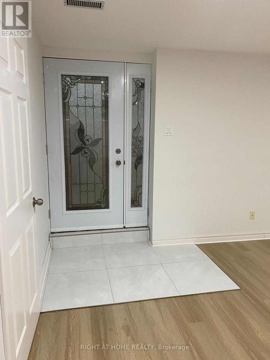 Detached at 33 COUNTRY HEIGHTS DRIVE, Richmond Hill
