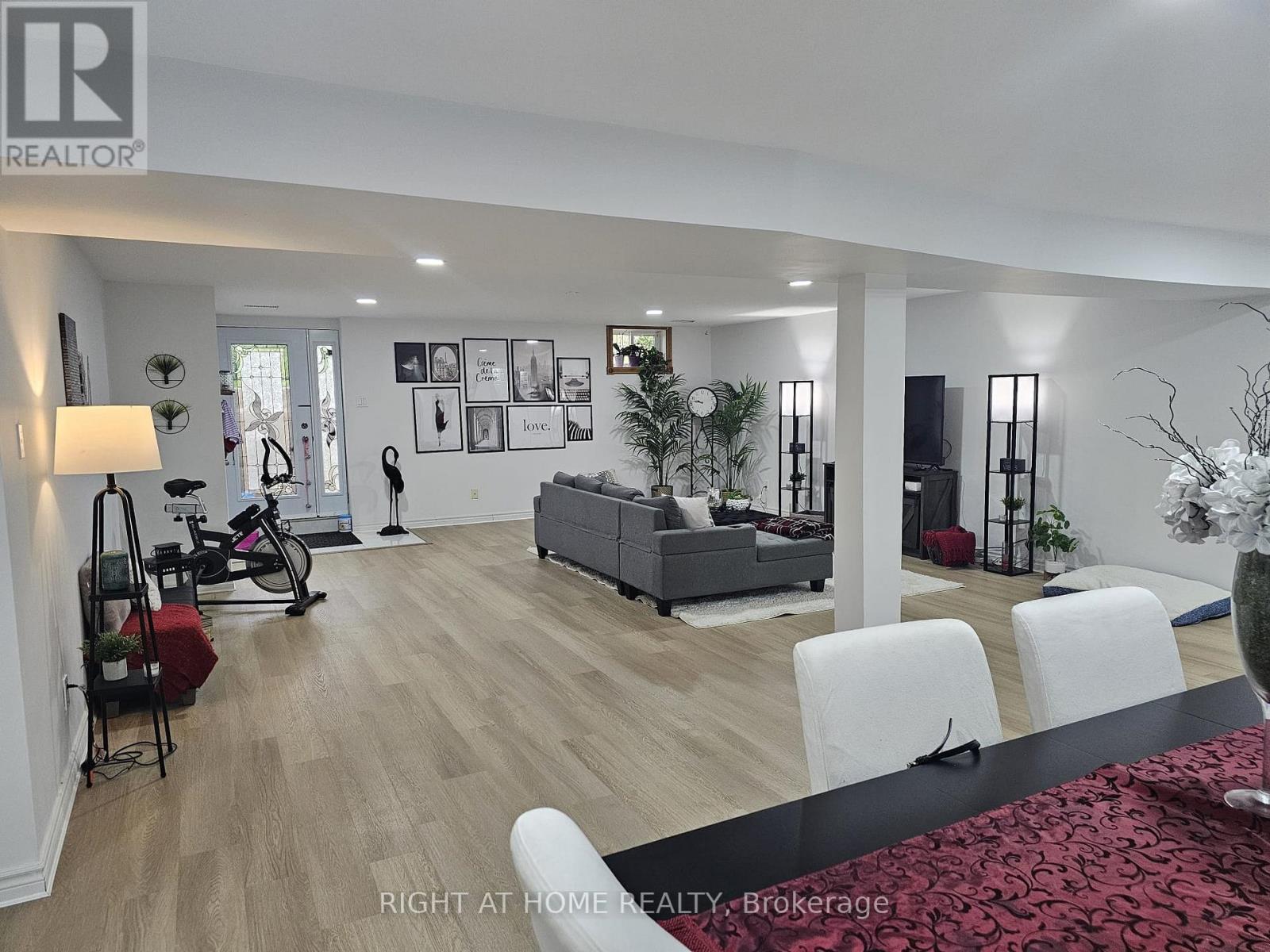 Detached at 33 COUNTRY HEIGHTS DRIVE, Richmond Hill