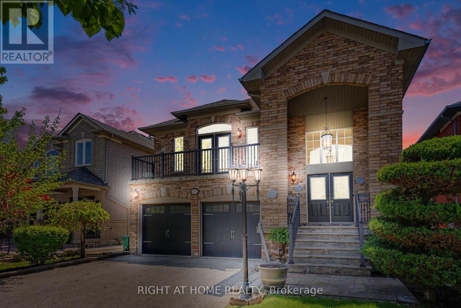 Detached at 251 SONOMA BOULEVARD, Vaughan