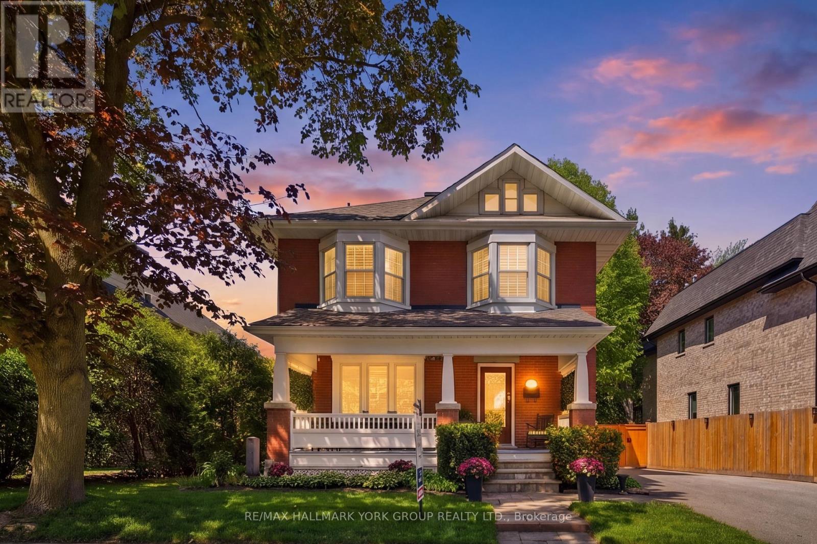 Detached at 142 TEMPERANCE STREET, Aurora (Aurora Village)