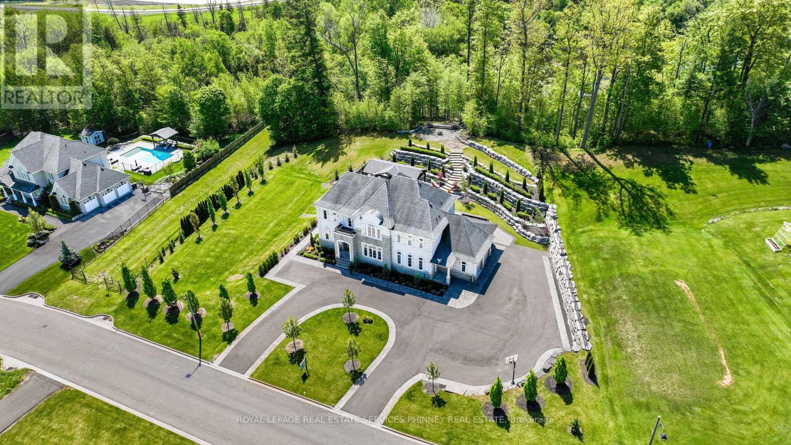 Detached at 197 NOTTINGHAM FOREST ROAD, Bradford West Gwillimbury