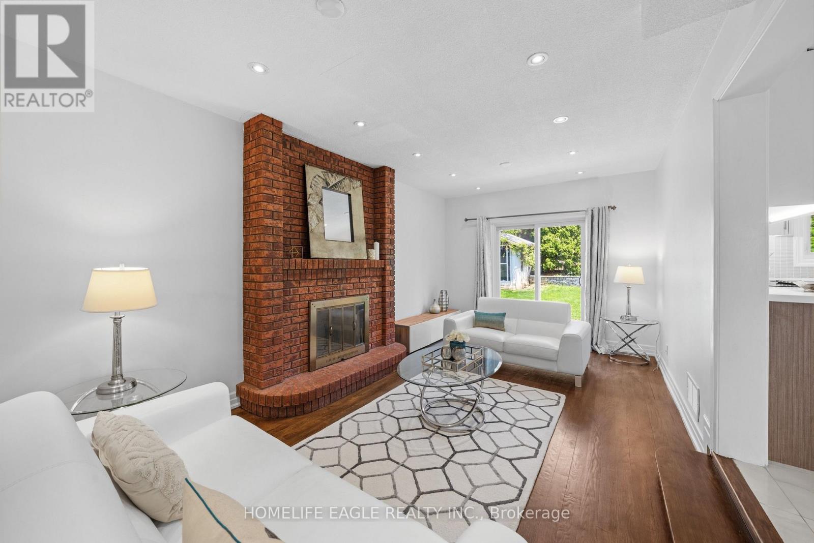 Detached at 304 FIRGLEN RIDGE, Vaughan