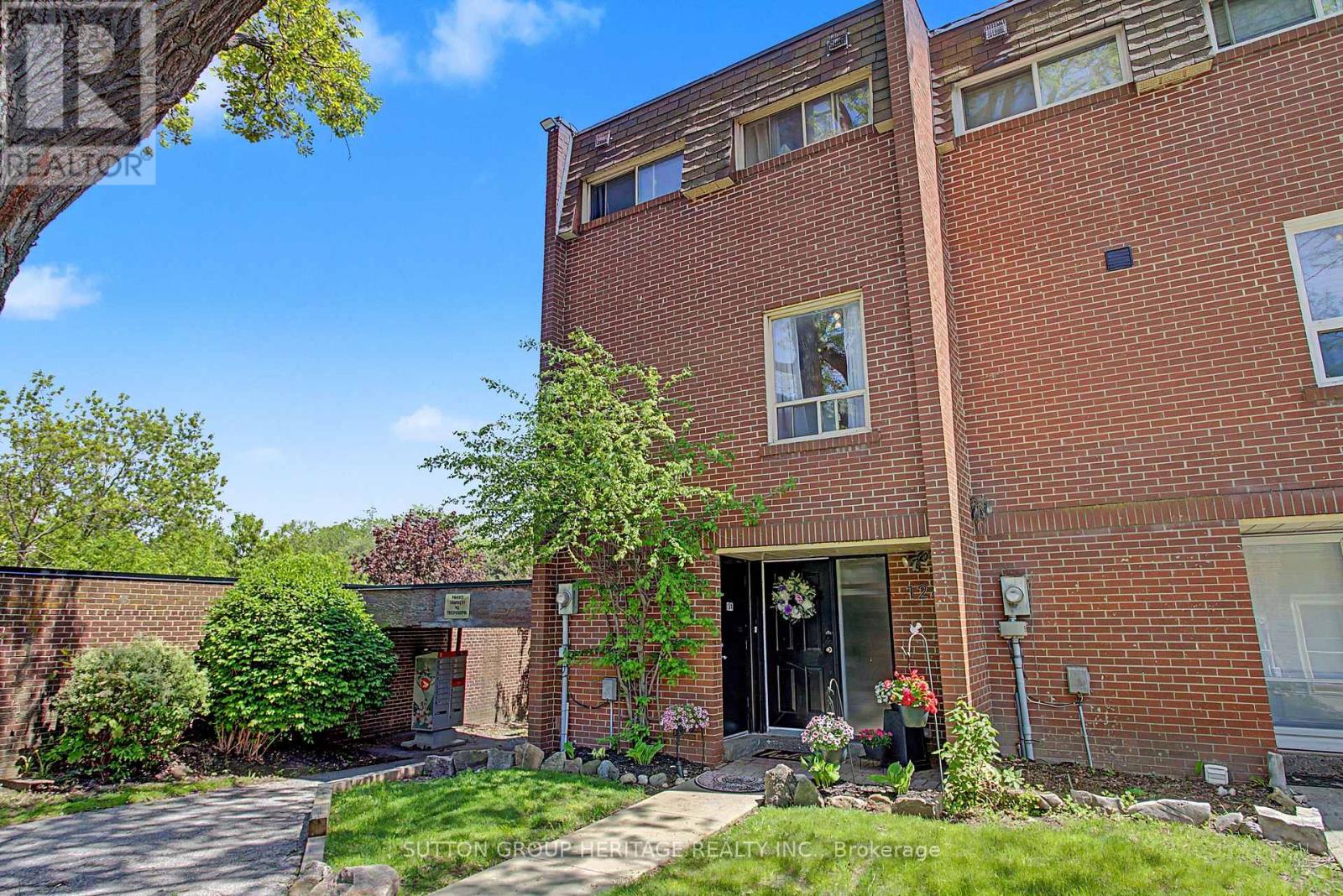 Townhouse at 124 WALES AVENUE, Markham (Old Markham Village)