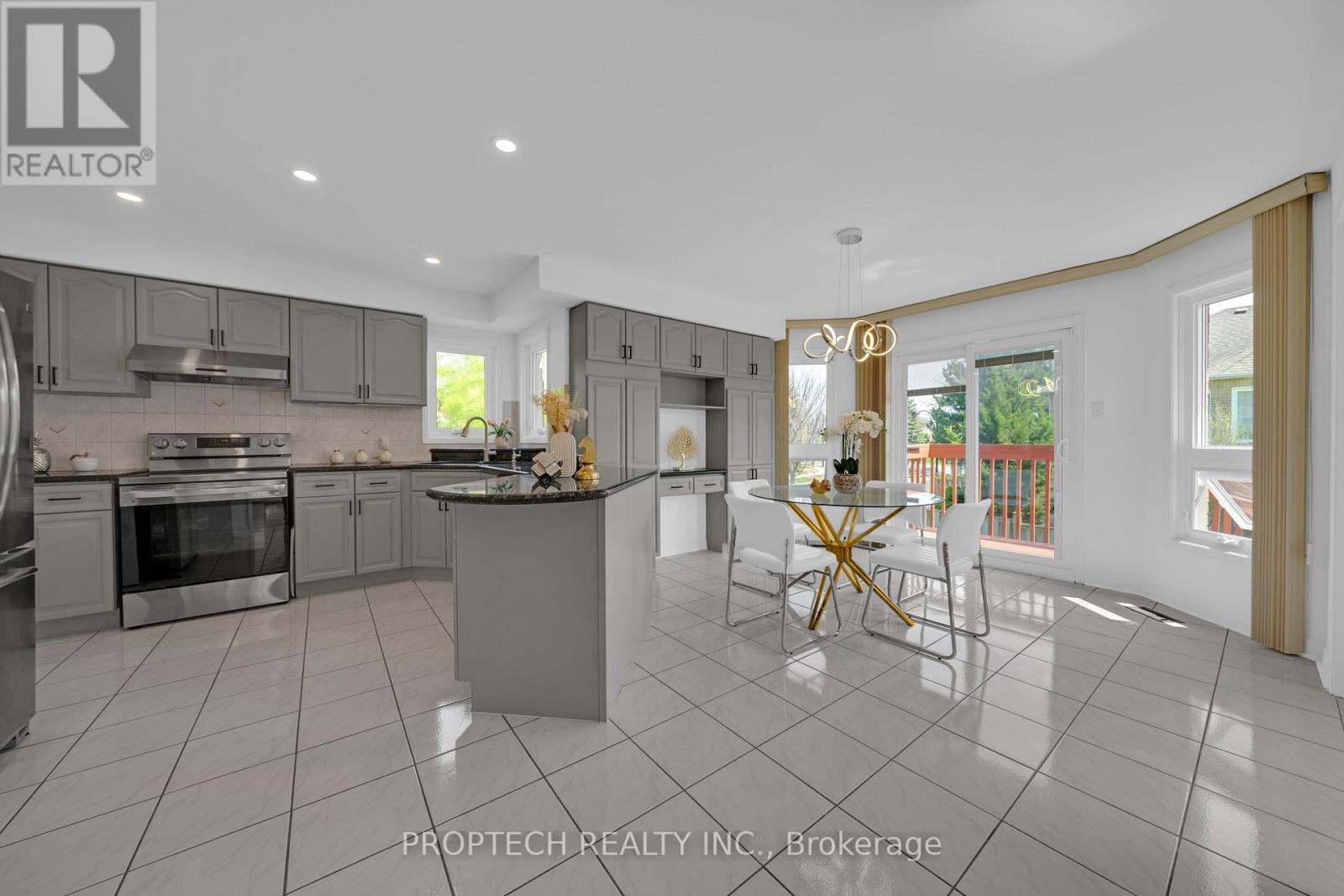 Detached at 111 PADDOCK LANE, Markham