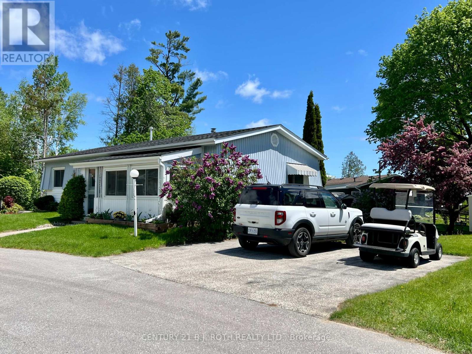 Detached at 1 NECTARINE COURT, Innisfil